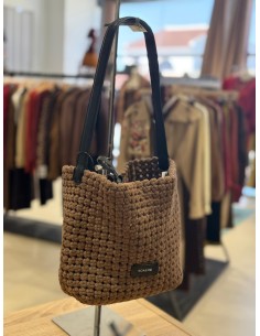 BOLSO TIPO SACO MARRÓN