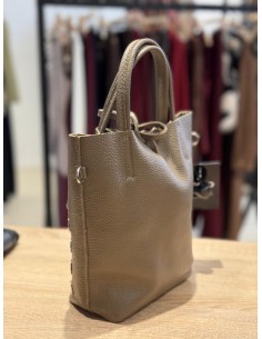 BOLSO CON TACHUELAS BEIBE 2