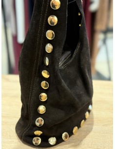 BOLSO MARRÓN CHOCOLATE TACHUELAS 2