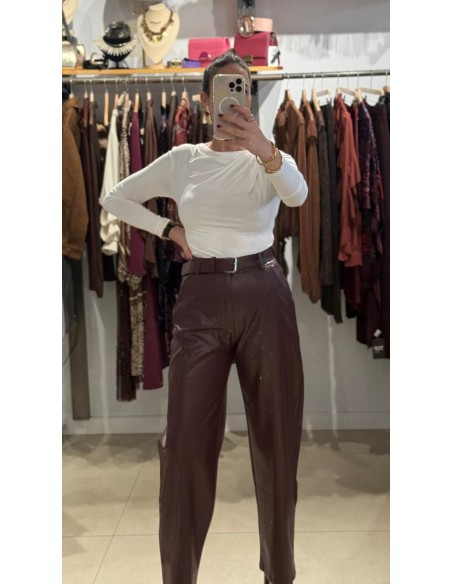PANTALÓN DE PIEL BURDEOS