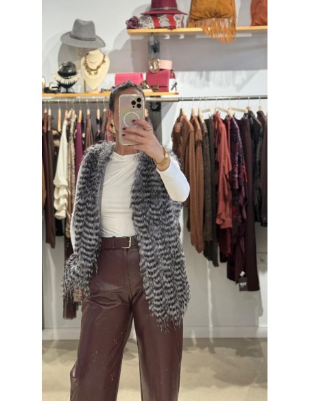 CHALECO DE PELO LARGO