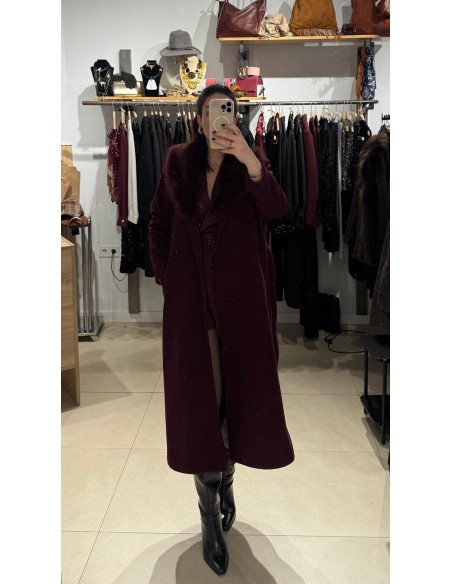 ABRIGO LARGO CON PELOS