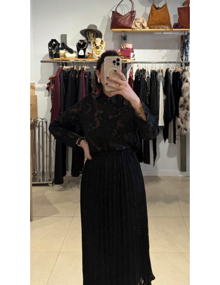 CONJUNTO NEGRO TABLEADO