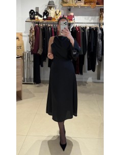 VESTIDO NEGRO SATINADO