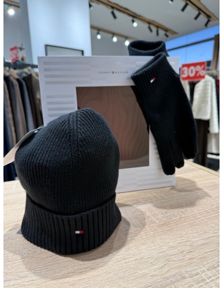 SET DE GORRO Y GUANTES TOMMY NEGRO