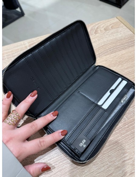 CAETERA CALVIN KLEIN NEGRA