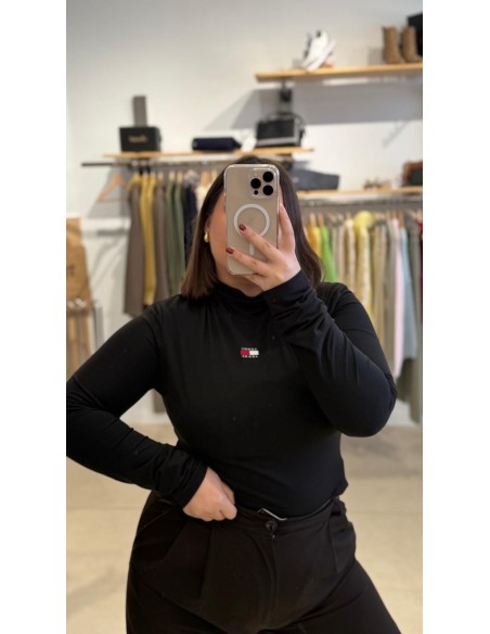 CAMISETA CUELLO ALTO TOMMY MUJER