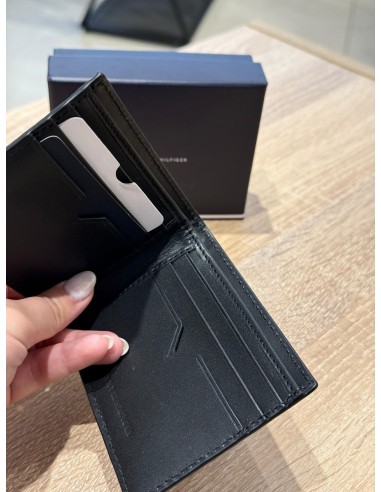 CARTERA TOMMY HOMBRE NEGRA